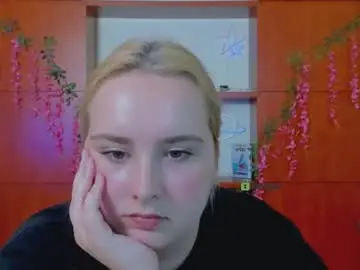 Linda_lynx  live sex cam