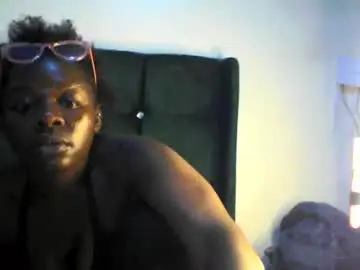 Melaniekushie  live sex cam