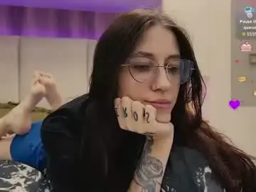 Ms_ditaa  live sex cam