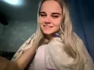 Rinamotty  live sex cam