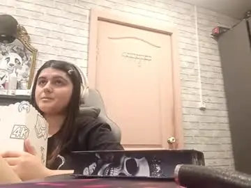 Stormylukacs  live sex cam