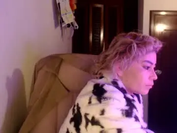Adan_romanoff  live sex cam
