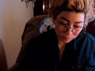 Adan_romanoff  live sex cam