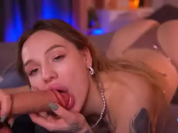 Bllowjoyy  live sex cam