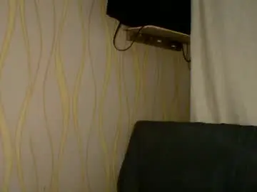 Itscallie_14  live sex cam