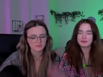 Liana_kisses  live sex cam