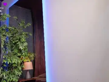 Miia_sttone  live sex cam