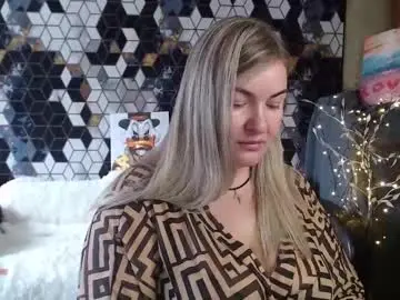 Nikaskylink  live sex cam