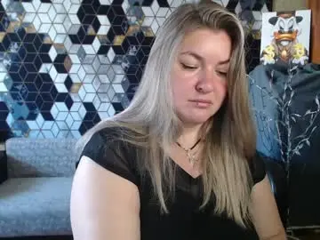 Nikaskylink  live sex cam