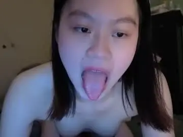 Prettypussyblackcat  live sex cam