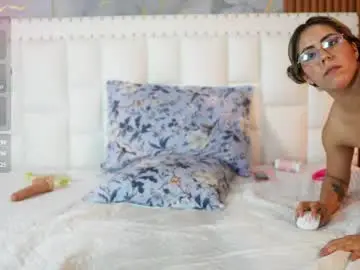 Quickhookupp  live sex cam
