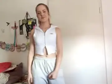 Rosybreeze  live sex cam