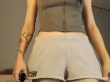 Tinykawaii  live sex cam