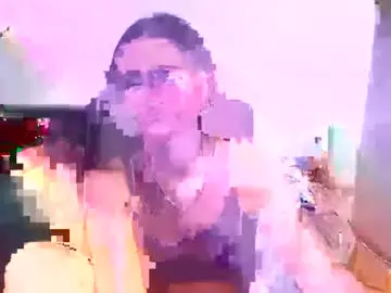 Wyverex7  live sex cam