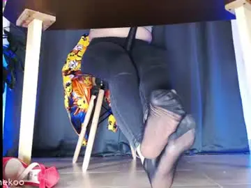 Amaisinclair  live sex cam