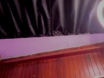 Bella_m_  live sex cam