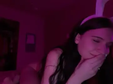 Carolinesmith07  live sex cam