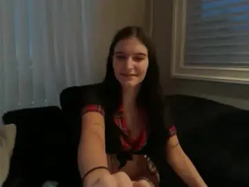 Carolinesmith07  live sex cam