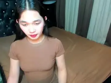 Dominant_thea  live sex cam
