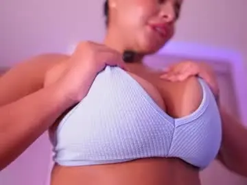 Emiily_bell  live sex cam