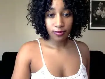 Gyalxoxo  live sex cam