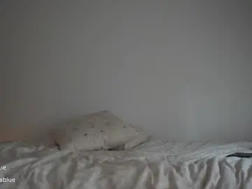 Iamcora  live sex cam
