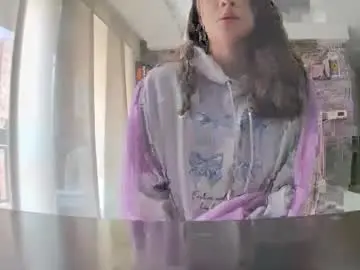 Leslie_lo  live sex cam