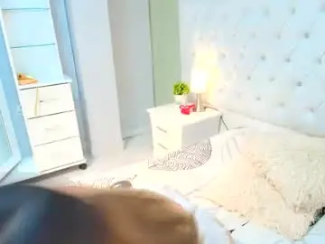 Lindacarterr  live sex cam
