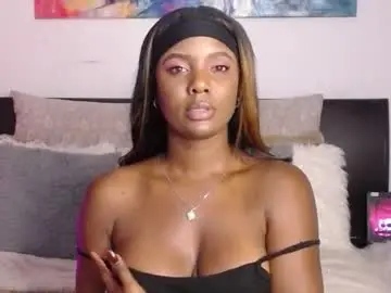 Miaderail  live sex cam