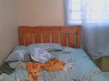 Mollypowers33  live sex cam