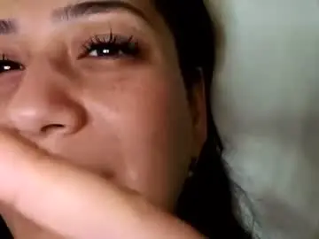 Simonesighren  live sex cam