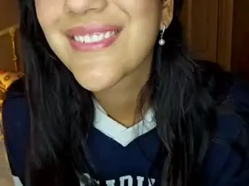 Simonesighren  live sex cam