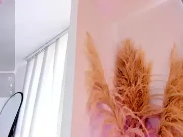 Sofiawiliam  live sex cam