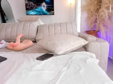 Sofiawiliam  live sex cam