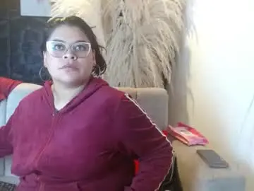 Xiomara438473  live sex cam