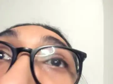 Yiddikitti  live sex cam