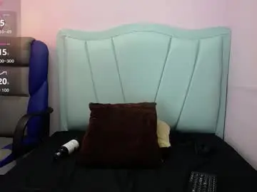 Adharaebony  live sex cam