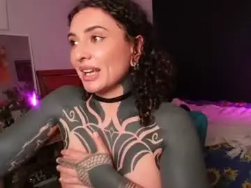 Belen_osqura  live sex cam
