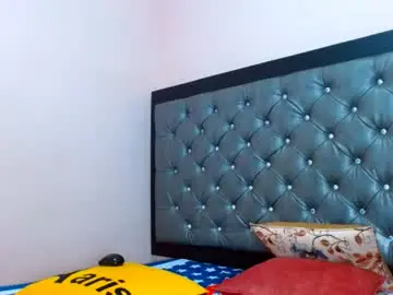 Bellafox4ux  live sex cam