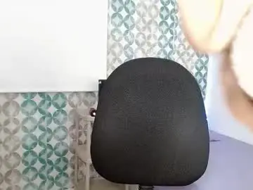 Deyancarson  live sex cam