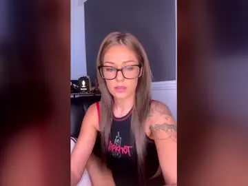 Emryslight  live sex cam