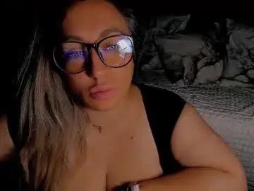 Foxxxy__lady  live sex cam