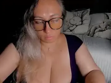Foxxxy__lady  live sex cam