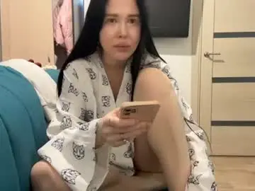Keturahvelky  live sex cam