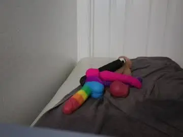 Maskedmilf822397  live sex cam