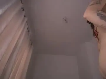 Mia_millers2311  live sex cam