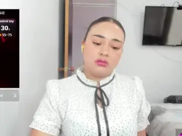 Reyledoll  live sex cam