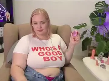 Showmebbw  live sex cam