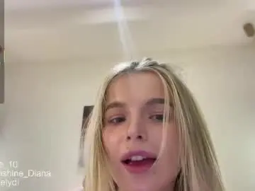 Sunshine_diana_  live sex cam