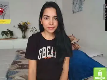 Sweetmysterious18  live sex cam